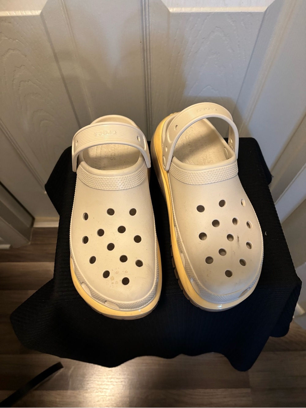 CROCS Classic Clog in Cream with Yellow Trim